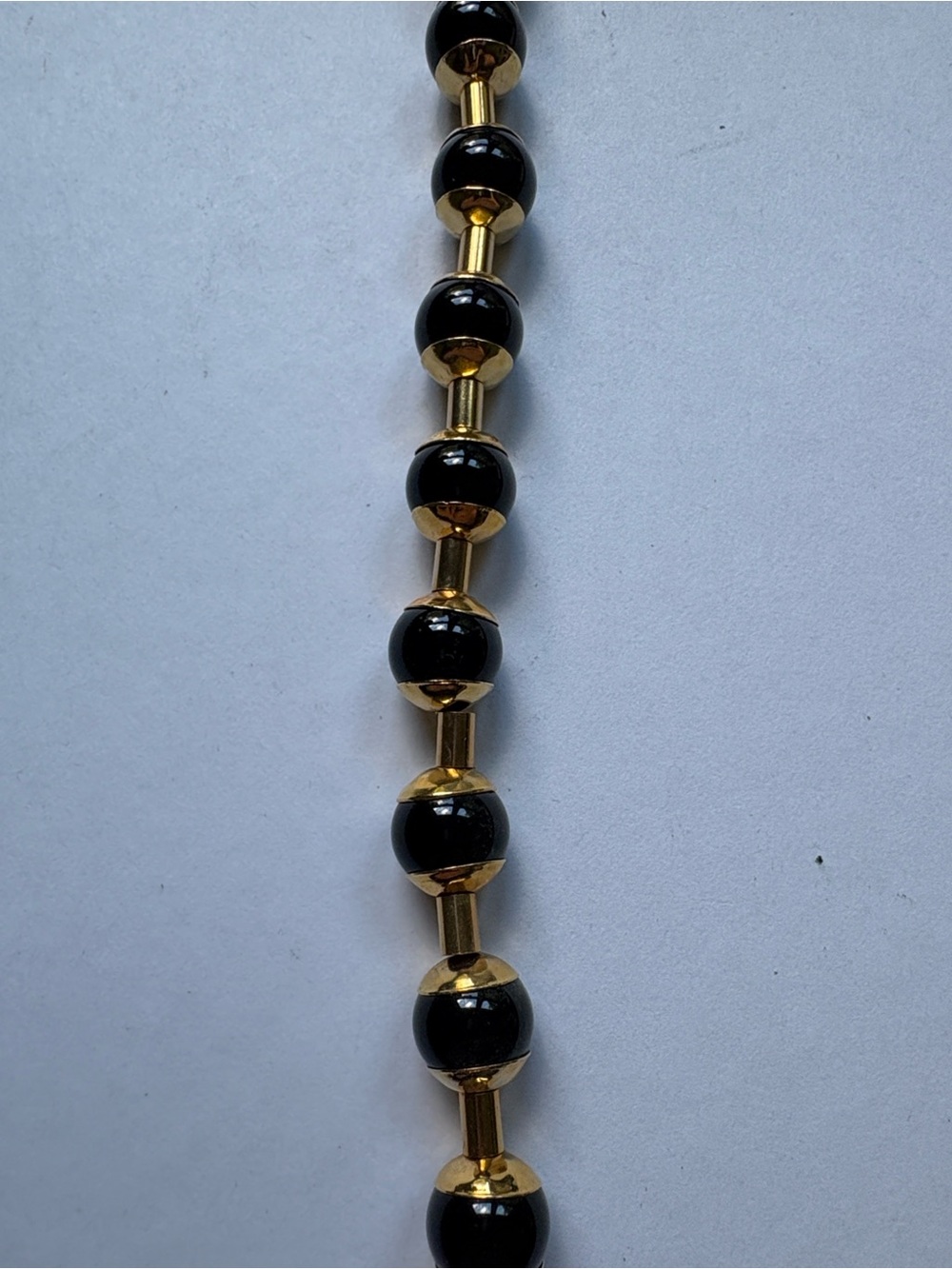 Metropolitan Museum of Art Beaded Necklace Set - Black and Gold - Picture 6 of 9